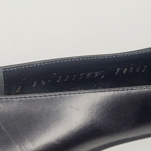 Bruno Magli Classic Black Leather Pointed Toe Kitten High Heel Size 6 1/2 - Picture 14 of 16